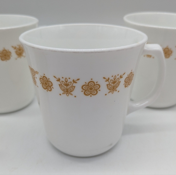 Vintage Corning Corelle Butterfly Gold Coffee Mugs Set Of 4 - Picture 3 of 8